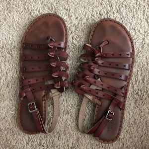 American Eagle Sandals